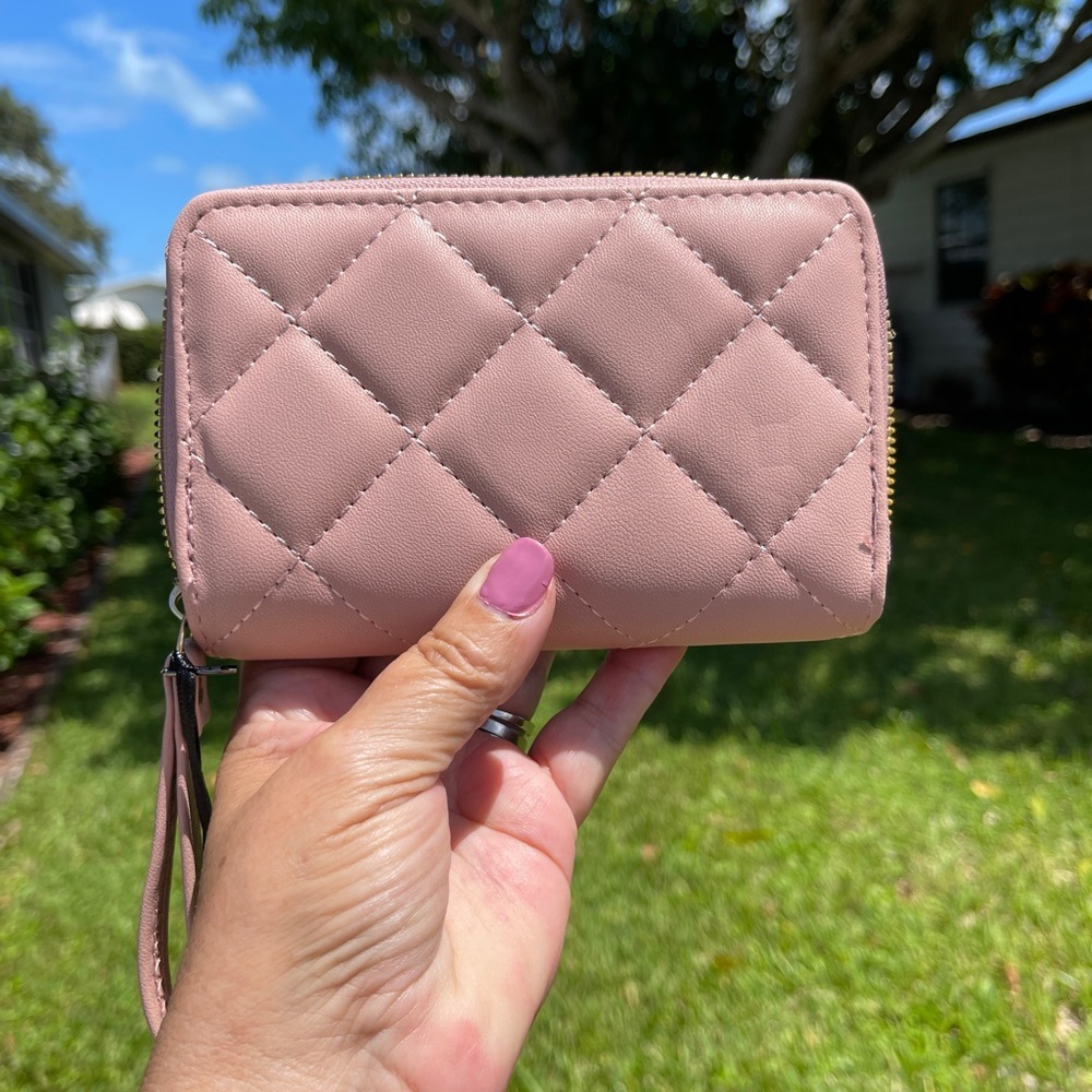 SG SUGU Alice Small Compact Quilted Wallet In Mauve